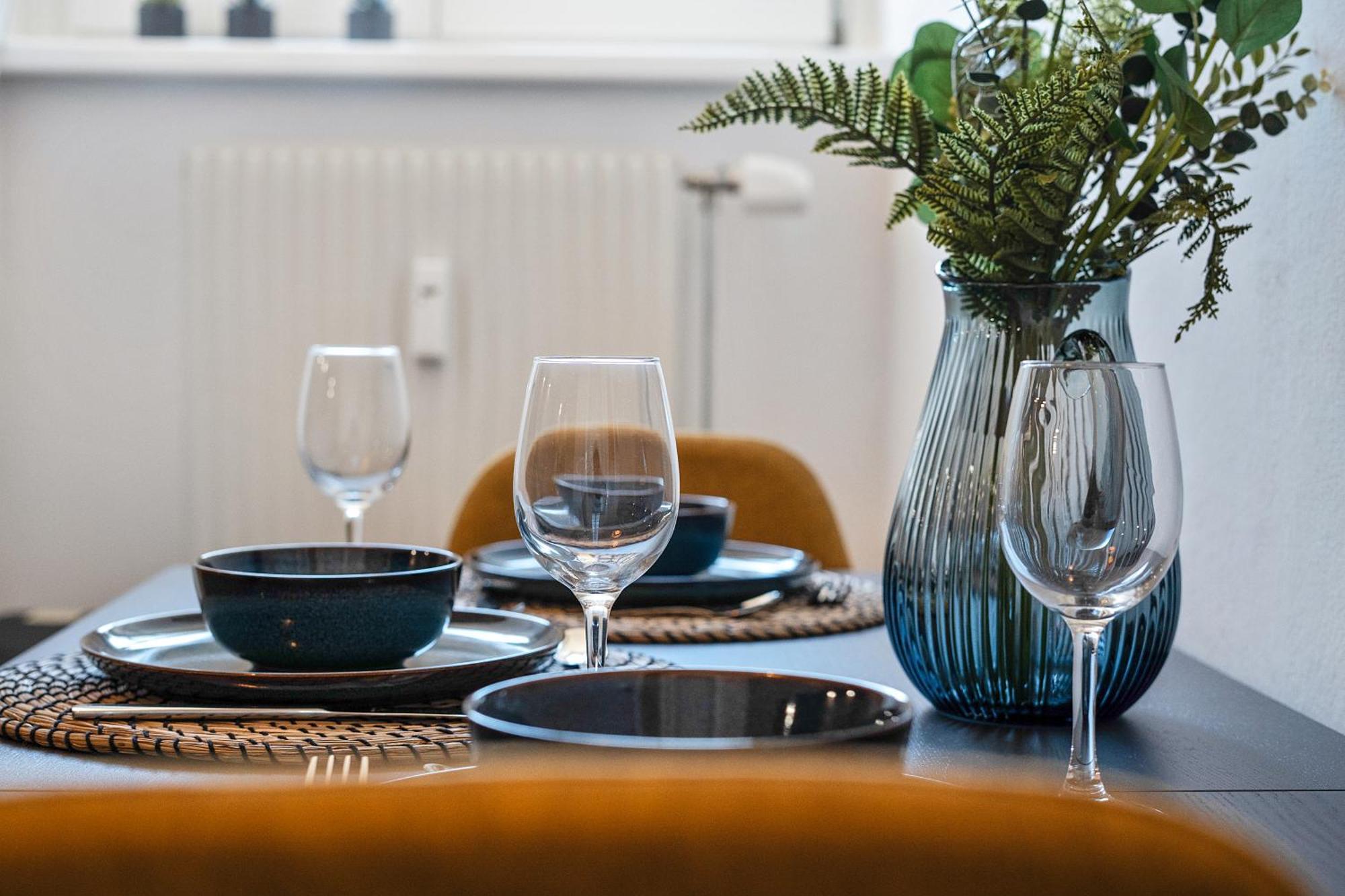 Boho Design - Historic Center With Free Parking & Aircon By Hero Homes * Graz